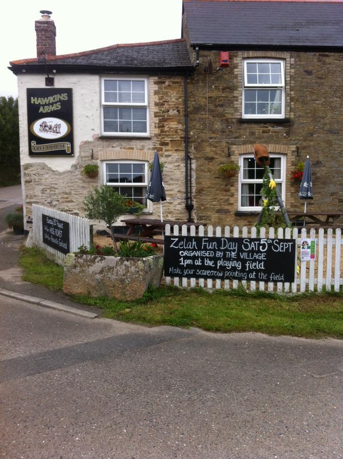 Zelah Hawkins Arms B&B 외부 사진